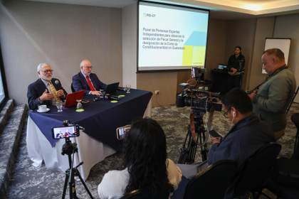 Expertos instan a una reforma judicial en Guatemala ante fallas en la elección del fiscal