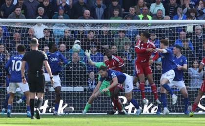 1-2. Van Dijk quiere la Champions
