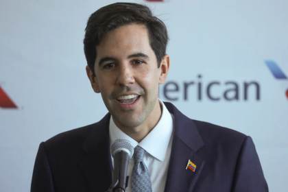 El nuevo canciller de Venezuela promete una diplomacia que produzca "resultados concretos"