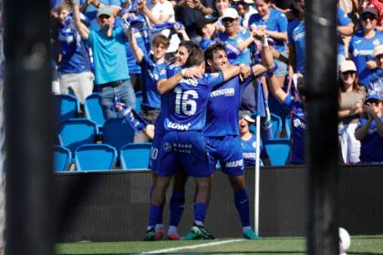 1-0. Azón enciende la luz y alumbra al Getafe