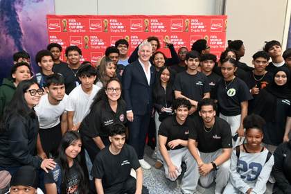 Más de 21.000 jóvenes latinos se capacitan para la industria deportiva con el Mundial 2026