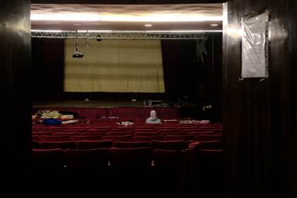 En el sur del Líbano, un cine abre sus puertas para los desplazados