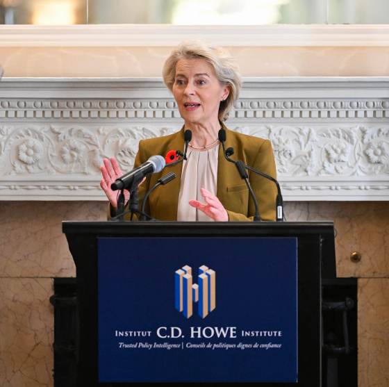 Von der Leyen insiste en que Canadá sea miembro asociado de la UE pese a las objeciones