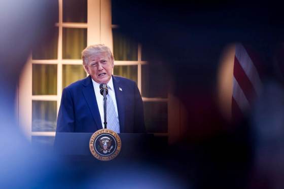 Trump aún no sabe qué hacer con Irán: "¿Quiero aniquilarlos o no?", dice en una entrevista