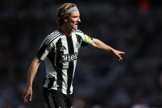El Barcelona ficha al delantero inglés Anthony Gordon (Newcastle)