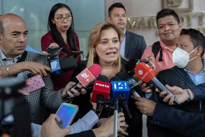 Gobernadora mexicana comparece ante la Fiscalía por polémico operativo con agentes de EEUU