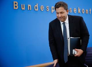 Alemania aumentará eel gasto militar y mantiene las inversiones récord en las cuentas públicas de 2027