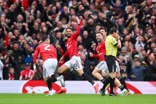 3-2. El Manchester United vuelve a la Liga de Campeones tras vencer al Liverpool