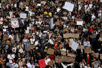 Francia autoriza las granadas aturdidoras en las manifestaciones de este sábado