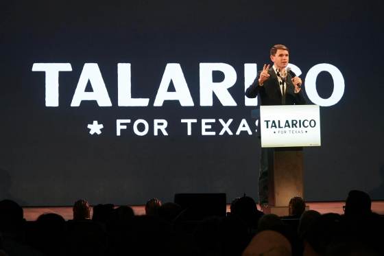A seis días de las elecciones de EEUU: escándalo en Alaska y más apoyos para Talarico