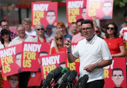 Burnham promete priorizar los valores laboristas antes de asumir el poder en Reino Unido