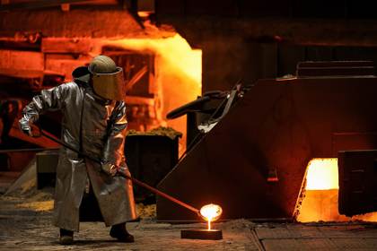 Entran en vigor las medidas de la UE para proteger a la industria del acero