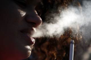 Uno de cada cuatro cigarrillos consumidos en México en 2025 fue ilegal, revela estudio