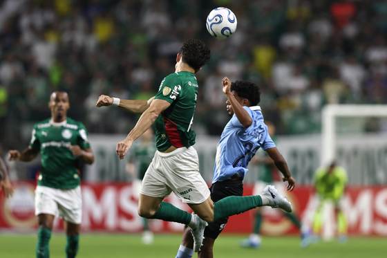 2-1. Palmeiras gana, supera los 500 goles y deja en nada el golazo de Juan González