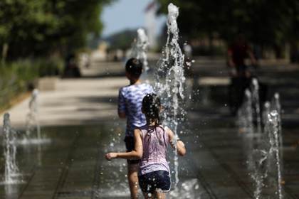 La Policía de París pide cancelar eventos públicos deportivos al aire libre por el calor