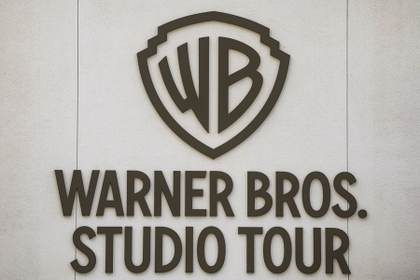 Justicia de EE.UU. da luz verde a la fusión de Paramount y Warner Bros