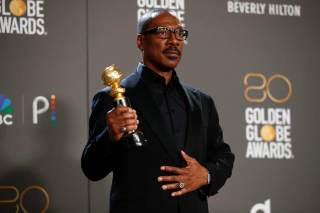 El actor Eddie Murphy debutará en una serie de televisión y protagonizará 'The Chairman'