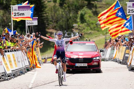 Paula Blasi impone su ley en La Molina y encarrila la Volta