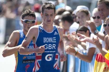 El campeón del mundo y olímpico Jonny Brownlee se retira del triatlón