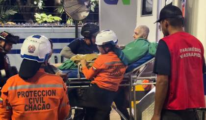 Trump anuncia ayuda por terremotos en Venezuela y dice que los reportes "no son buenos"