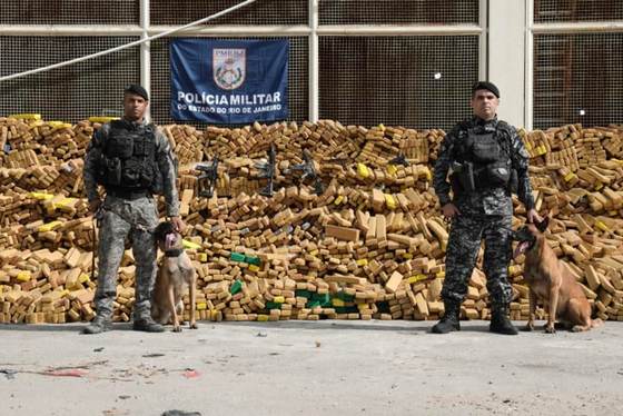 Incautan 48 toneladas de marihuana en Río de Janeiro, un decomiso récord en Brasil
