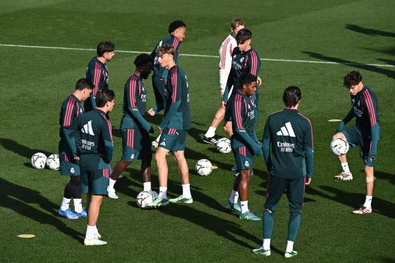 El Madrid termina de preparar el clásico y Asencio vuelve a pisar el césped