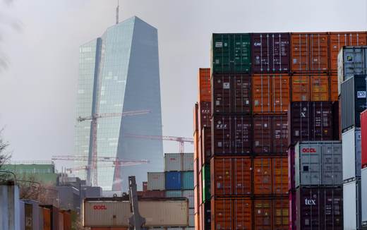 La inflación de la eurozona repuntó dos décimas en febrero, hasta el 1,9 %