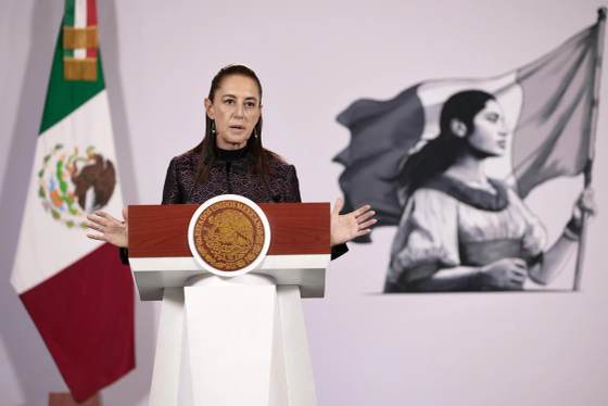 Sheinbaum acusa a grupos de derecha de EE.UU. de buscar un "cambio" en México