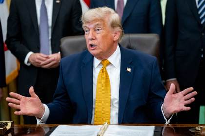 Trump subraya que EE.UU. tiene "control total" del estrecho de Ormuz