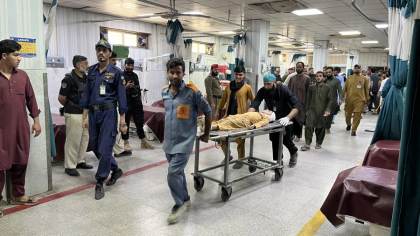 Al menos 22 niños muertos y 25 heridos por derrumbe del techo de una escuela en Pakistán