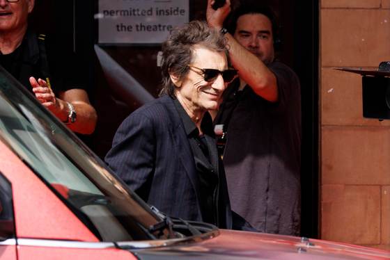 Ronnie Wood amplia su minigira solista este verano con citas en Londres y Colonia