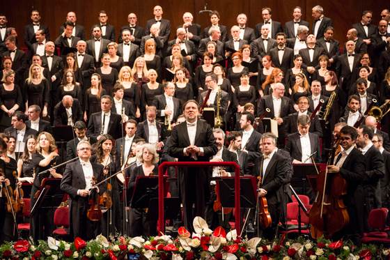 La Scala de Milán celebra 80 años renacida tras los bombardeos de la guerra mundial