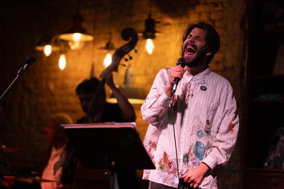 Salvador Sobral revela en São Paulo los primeros trazos de su próximo álbum luso-brasileño