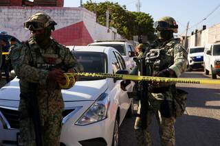 Secuestradores matan a víctima durante un operativo policial en Sinaloa, México