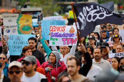 Liberan a 32 manifestantes detenidos tras protesta por agua contaminada en oeste de México