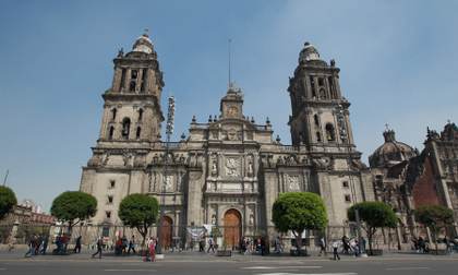 La Iglesia católica mexicana critica iniciativa de ley para redefinir la "muerte digna"