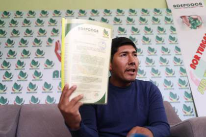 Cocaleros piden sancionar con cárcel la producción ilegal de hoja de coca en Bolivia