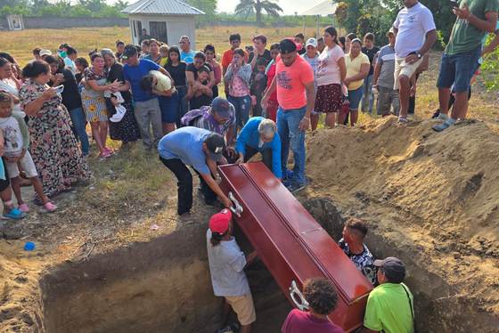Suben a 20 los muertos en ataque en zona de Honduras marcada por narco y pelea por tierras