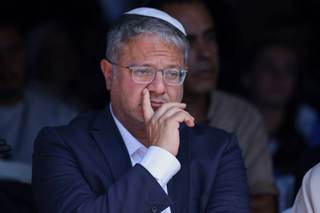 Ministros extremistas israelíes llaman a atacar Líbano y los barrios del Dahye