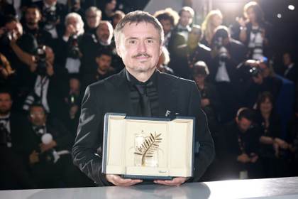 Cannes encumbra a los Javis con el Premio de Dirección y da segunda Palma de Oro a Mungiu