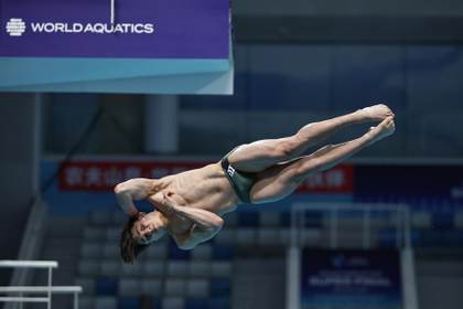 Olvera da otro bronce a México en trampolín en la Superfinal de clavados en China