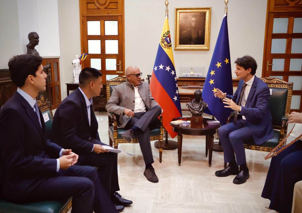 Parlamento venezolano acuerda agenda de trabajo con representantes de la Unión Europea