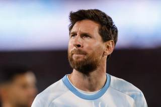 Clubes argentinos saludan a Messi por su último partido en la selección nacional