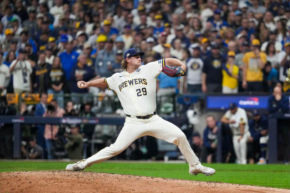 3-2. Los Cerveceros toman ventaja en un dramático partido de inicio de Serie Mundial
