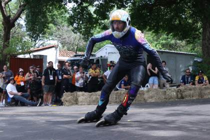 El español Pablo Soler y la colombiana Alef Torres, oro en contrarreloj de Inline downhill