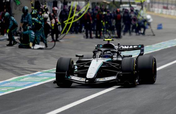 Antonelli nuevo líder al ganar en Suzuka; Sainz fue decimoquinto y Alonso, el 18