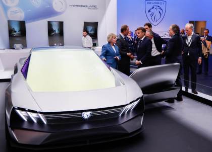 La tensión comercial entre China y la UE marca el Salón Mundial del Automóvil de París