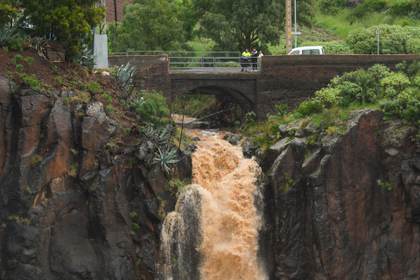 Lluvias históricas en Canarias requieren inédito despliegue de medios por borrasca Therese