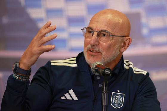 Luis de la Fuente: ¿Cucurella? No hablo de clubes; para la selección, es un valor seguro”