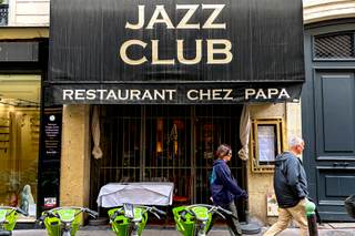 Un siglo después del nacimiento de Miles Davis, París aún oye el sonido de su trompeta